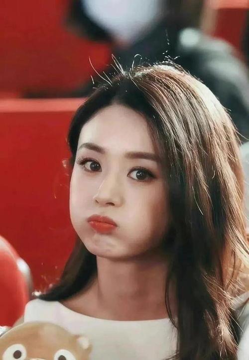 娱乐圈吃瓜美女是谁,揭秘那些热衷于八卦的明星们